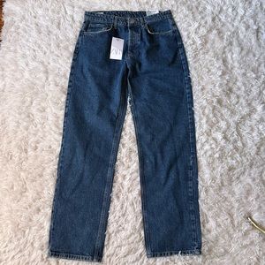 NWT ZARA Straight Mid Waist Slim Thigh Straight Leg Full Length Jeans Sz 32